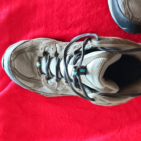 Columbia Mid Hiking Boots Women - Picture 5 of 7